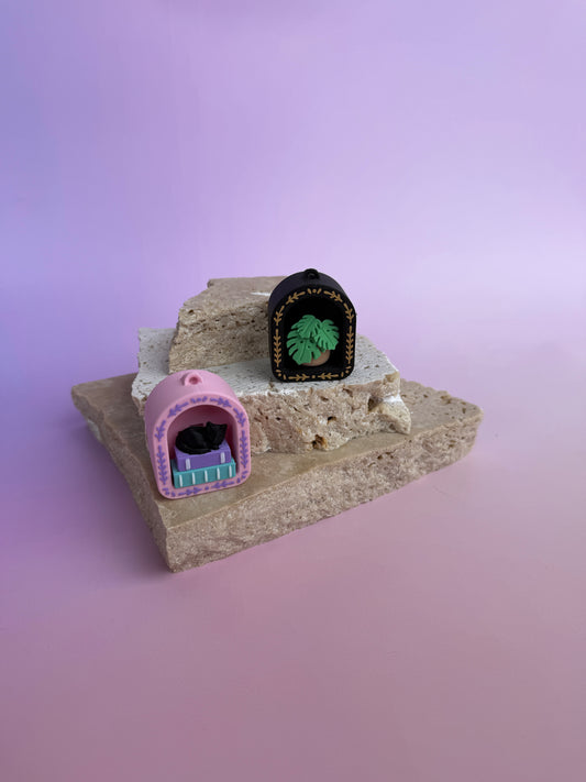 Mini Bookshelf Clicker & Keychain